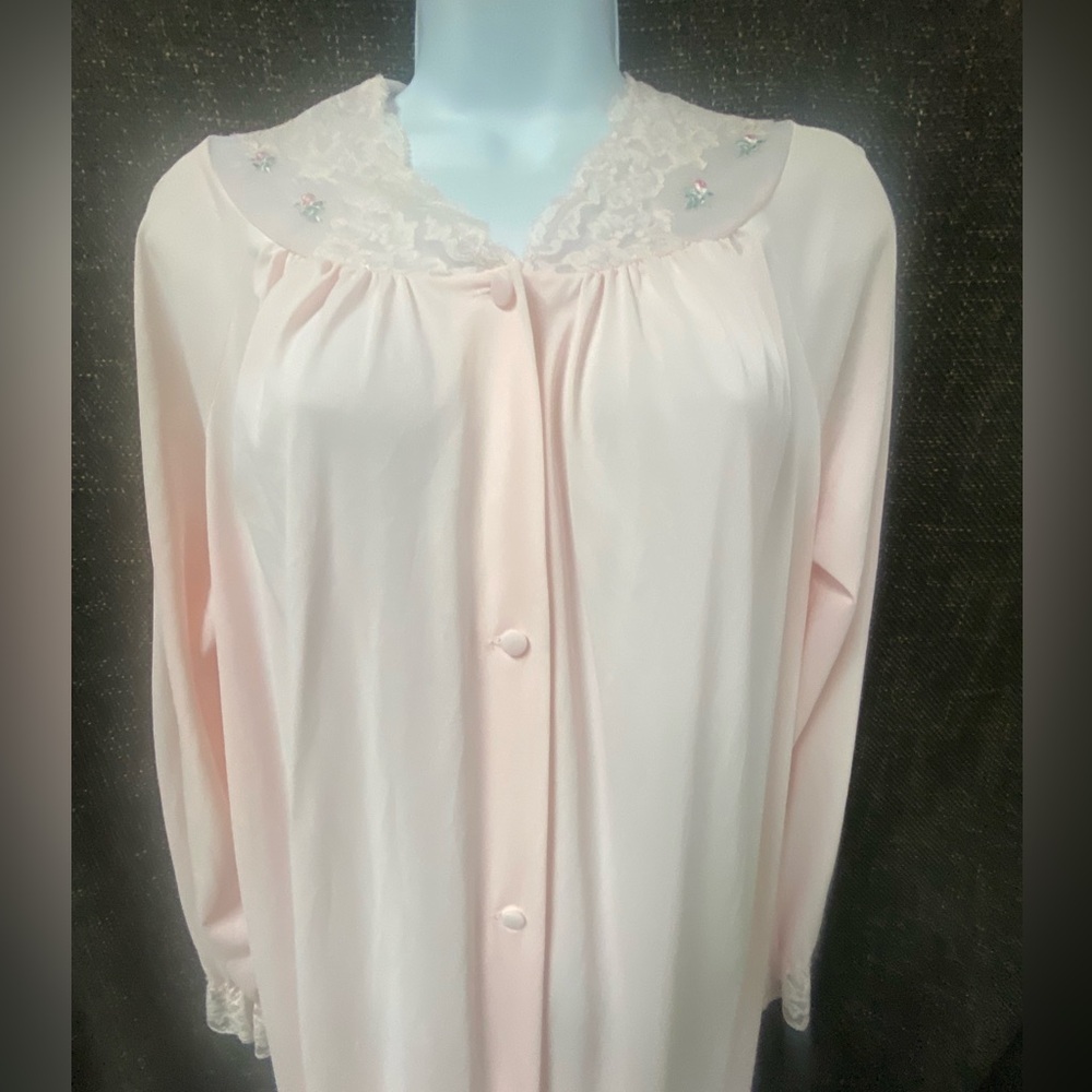 Shadowline Button Front Robe Housecoat - Picture 8 of 13